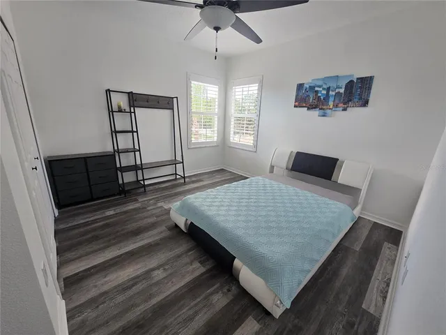 $6,350 | 8111 Santa Rosa Court, Sarasota, FL 34243