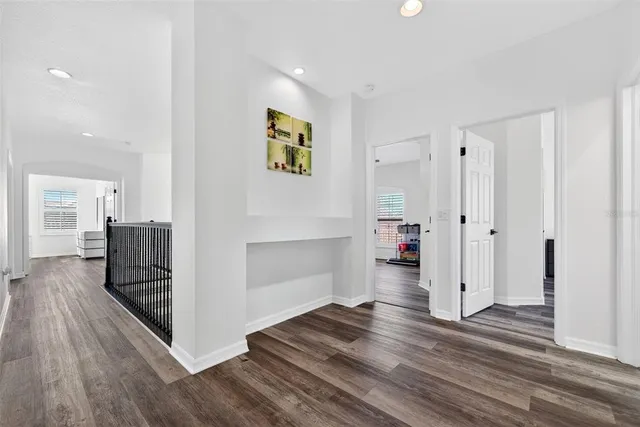 $6,350 | 8111 Santa Rosa Court, Sarasota, FL 34243