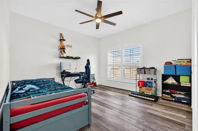 $6,350 | 8111 Santa Rosa Court, Sarasota, FL 34243