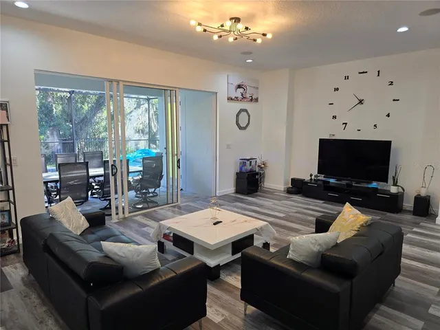 $6,350 | 8111 Santa Rosa Court, Sarasota, FL 34243