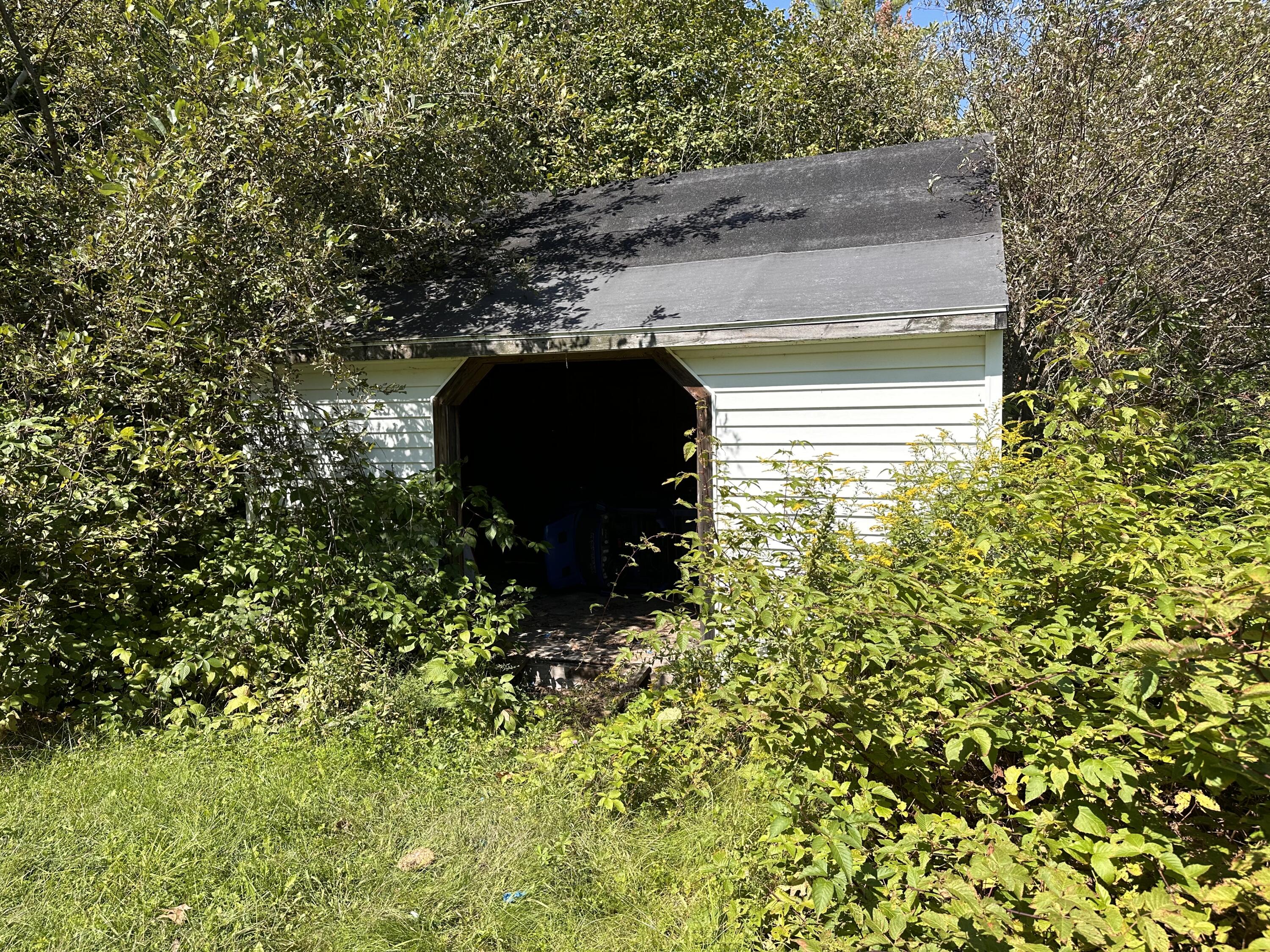 17 Strout Lane Chelsea, ME 04330 - Photo 3 of 10 IMG_3892