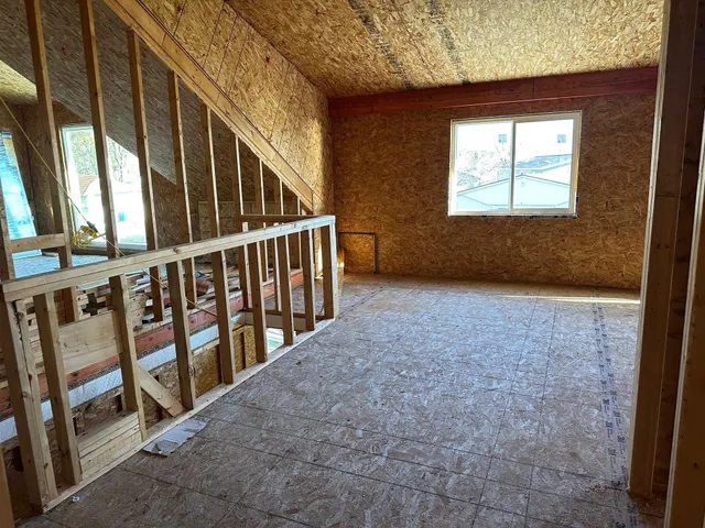 $649,900 | 5119 North Shore Drive, Duluth, MN 55804