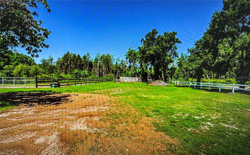 10502 Henderson Road Tampa, FL 33625 - Photo 13 of 16 a view of a golf course