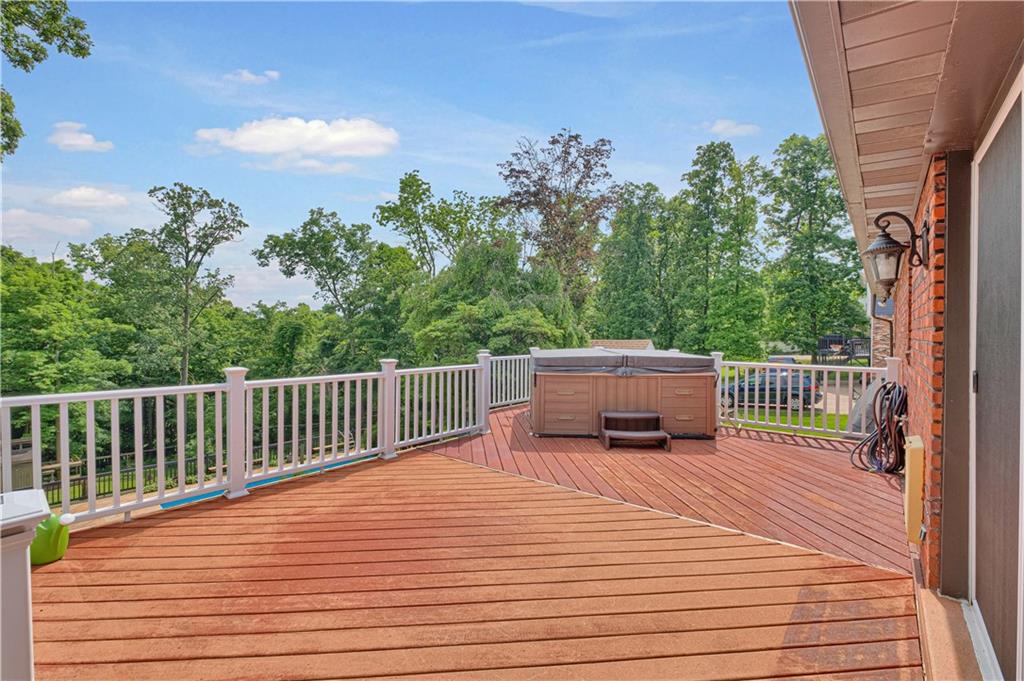 122 Fulton Road Canonsburg, PA 15317 - Photo 21 of 25 a terrace view with a seating space