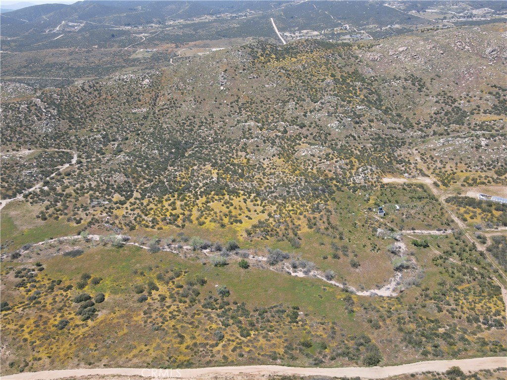 25 Los Altos Hemet, CA 92544 - Photo 14 of 16 a view of a backyard of a house