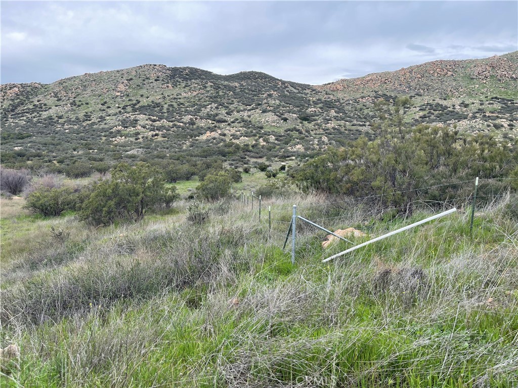 25 Los Altos Hemet, CA 92544 - Photo 5 of 16 a view of a mountain