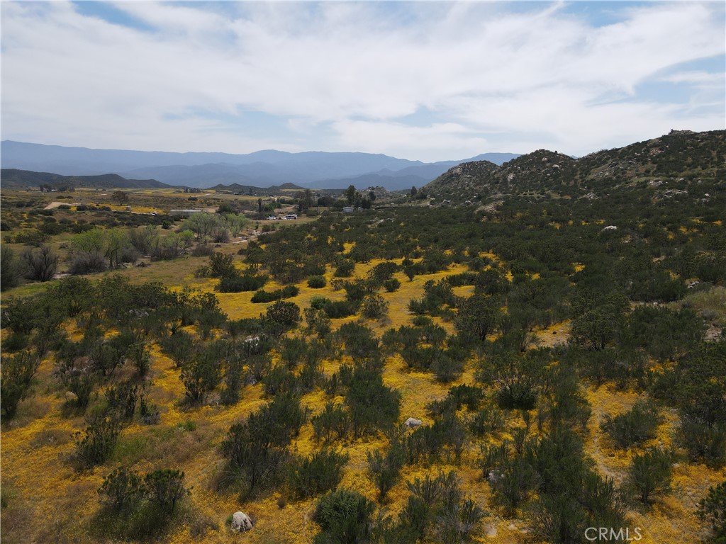 25 Los Altos Hemet, CA 92544 - Photo 7 of 16 a view of city and mountain