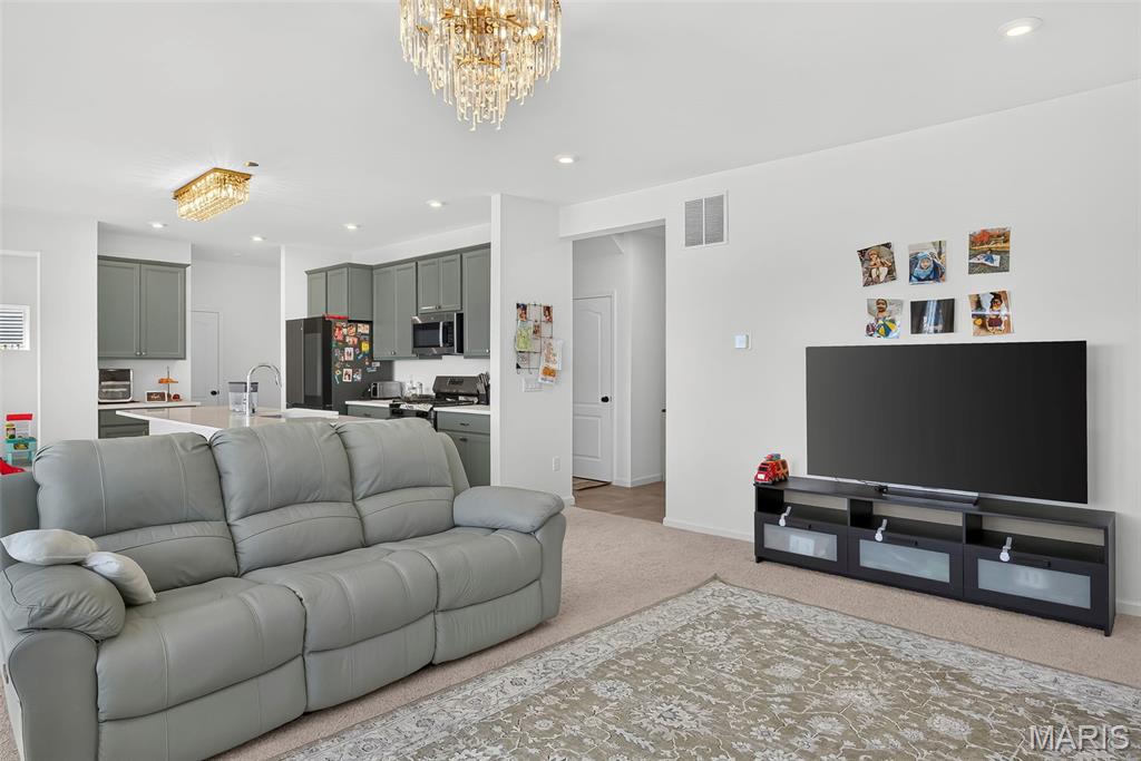 414 Roddens Way O'Fallon, MO 63368 - Photo 17 of 65 Gallery Image 17