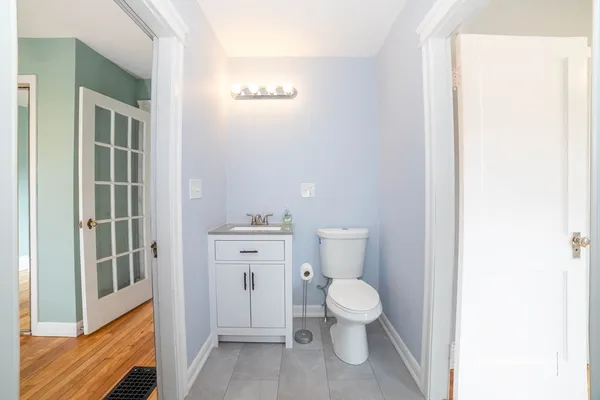 $2,750 | 8 Blackstone Street, Shrewsbury, MA 01545