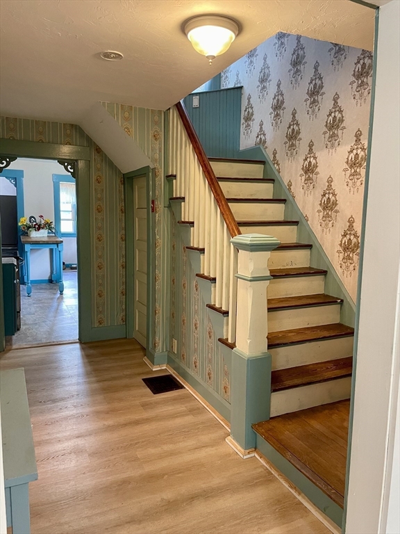 63 Gardner Road Hubbardston, MA 01452 - Photo 15 of 42