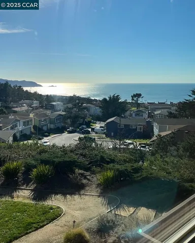 $899,000 | 627 Hickey Boulevard, Unit D, Pacifica, CA 94044