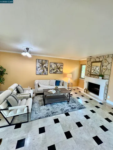 $950,000 | 627 Hickey Boulevard, Unit D, Pacifica, CA 94044