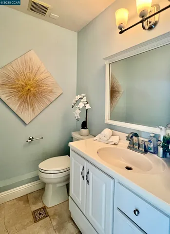 $950,000 | 627 Hickey Boulevard, Unit D, Pacifica, CA 94044