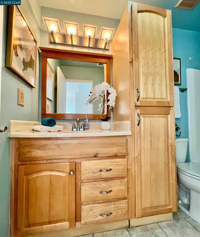 $950,000 | 627 Hickey Boulevard, Unit D, Pacifica, CA 94044