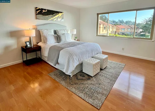 $950,000 | 627 Hickey Boulevard, Unit D, Pacifica, CA 94044