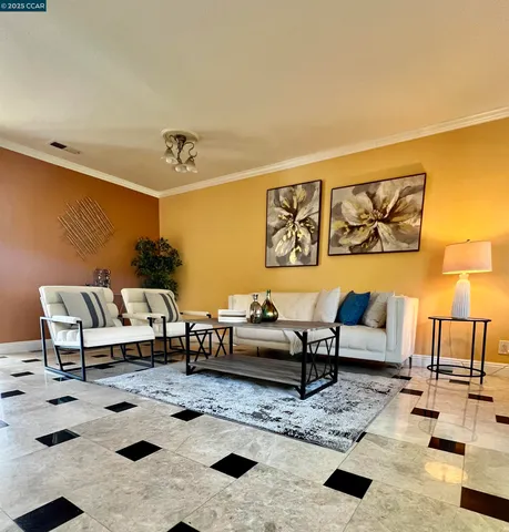 $950,000 | 627 Hickey Boulevard, Unit D, Pacifica, CA 94044