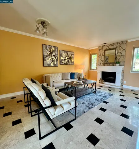 $950,000 | 627 Hickey Boulevard, Unit D, Pacifica, CA 94044