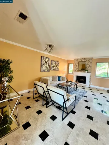 $950,000 | 627 Hickey Boulevard, Unit D, Pacifica, CA 94044