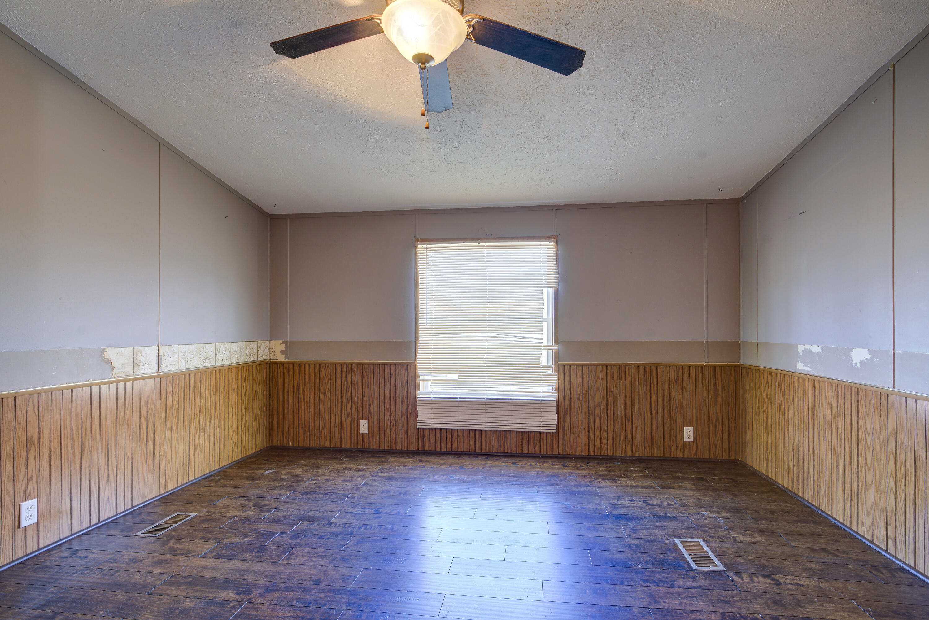 361 Matthews Mill Road Telford, TN 37690 - Photo 14 of 32 Master Bedroom