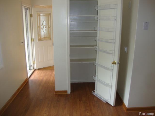 310 West Webster Road Royal Oak, MI 48073 - Photo 8 of 14 008
