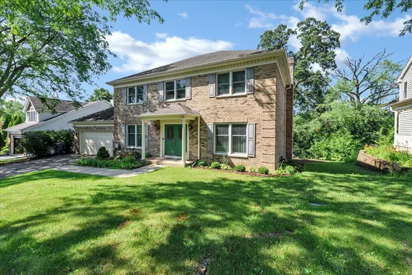 $529,000 | 2135 Hamilton Drive, West Dundee, IL 60118