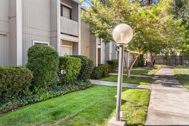 $250,000 | 2688 Truxel Road, Sacramento, CA 95833