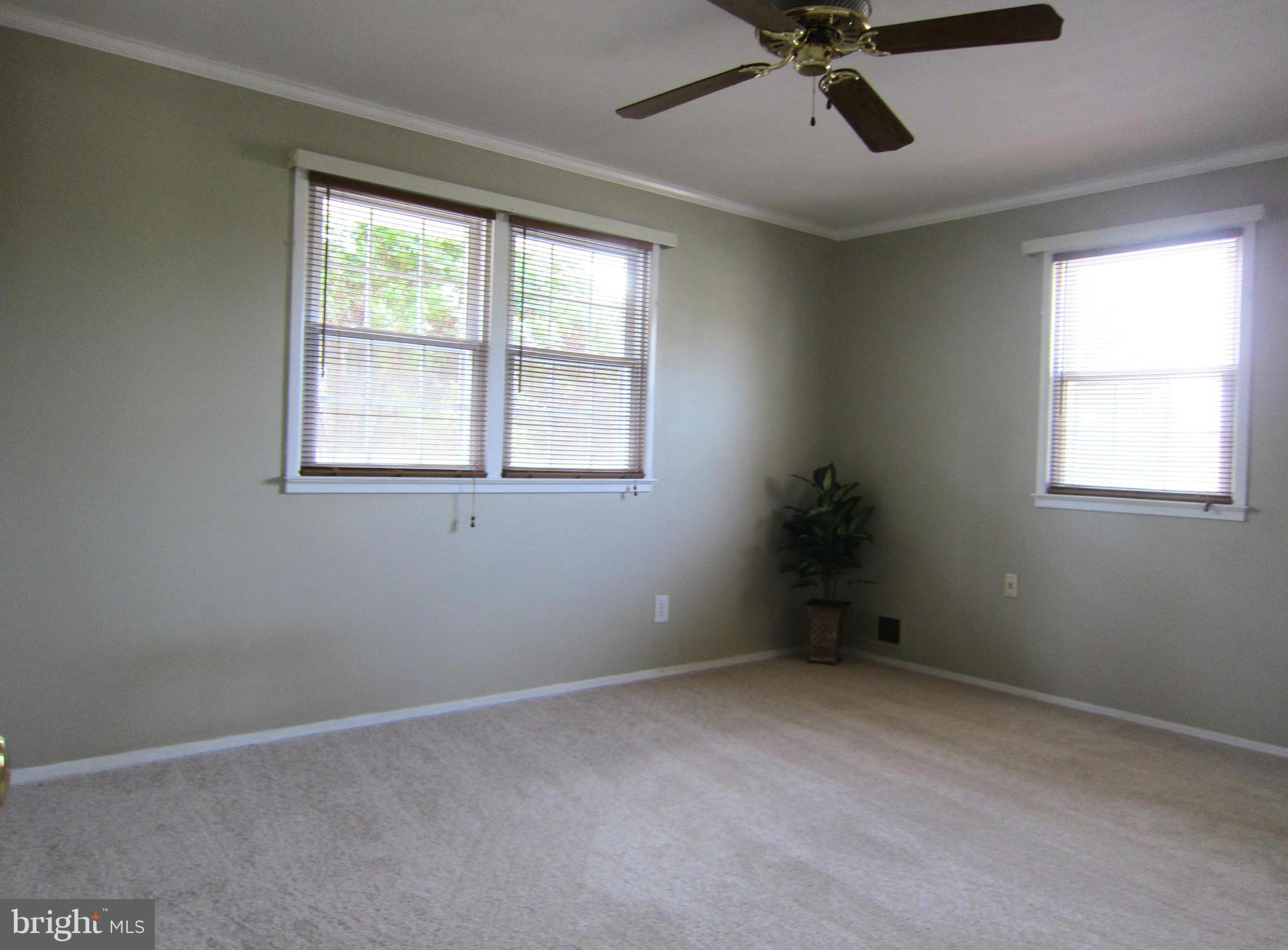 7905 Foote Lane Springfield, VA 22151 - Photo 13 of 26 Bath (Master)