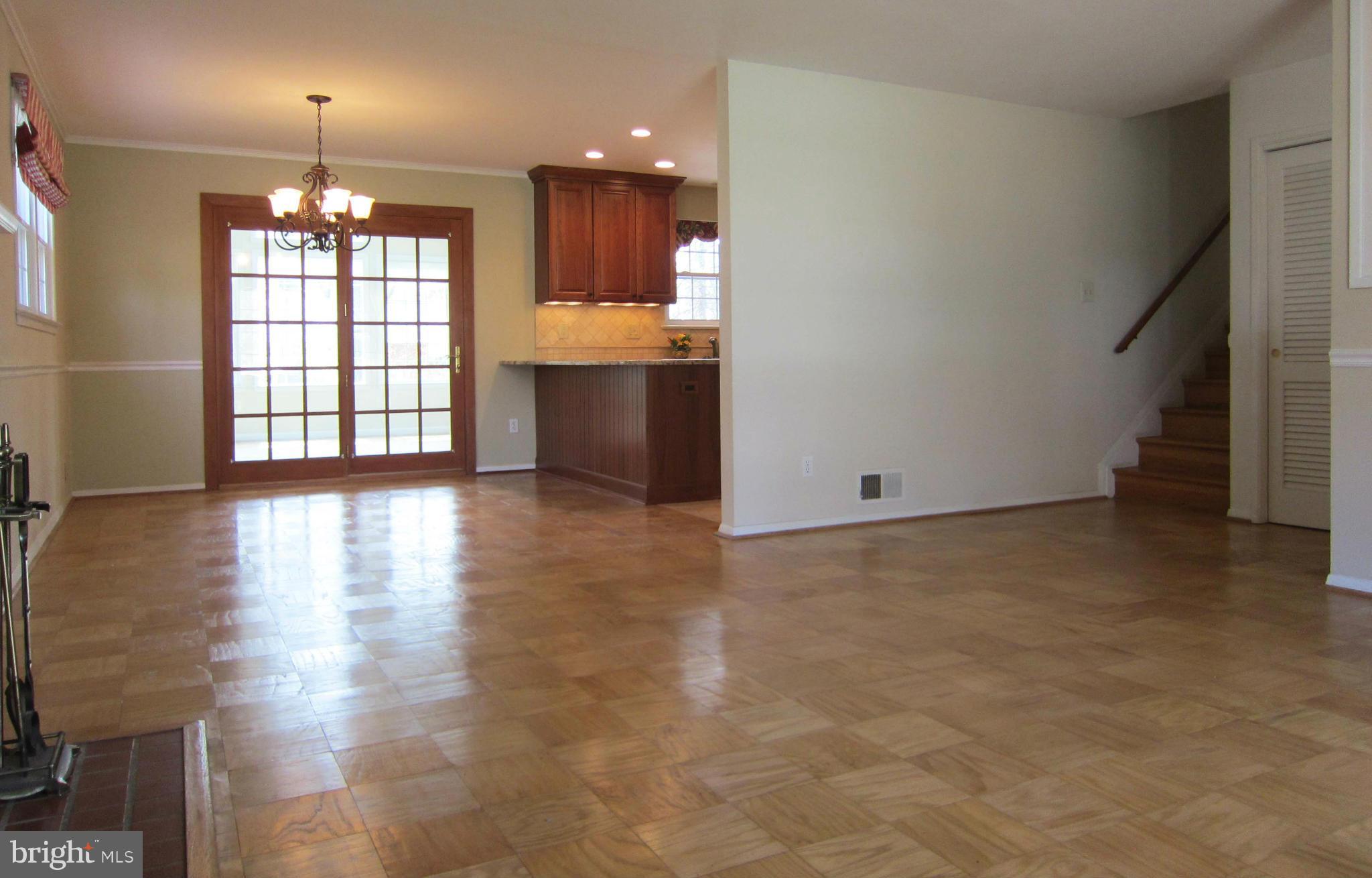 7905 Foote Lane Springfield, VA 22151 - Photo 10 of 26 Interior (General)