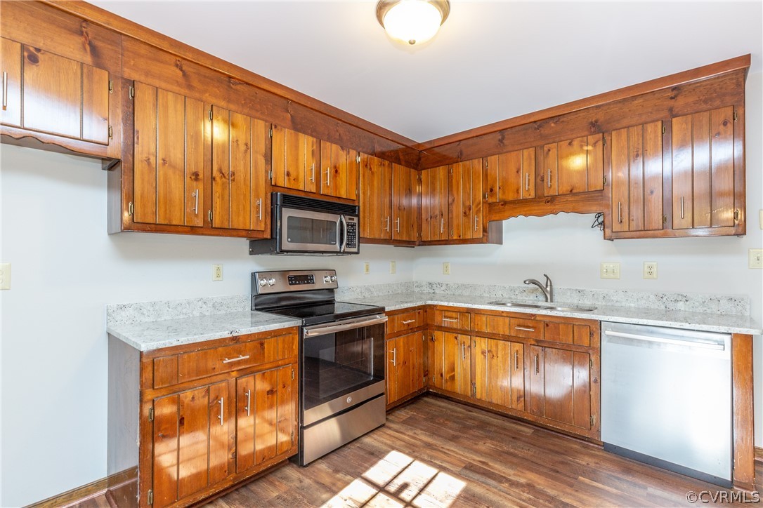 3155 Moyer Road Powhatan, VA 23139 - Photo 13 of 44 Gallery Image 13
