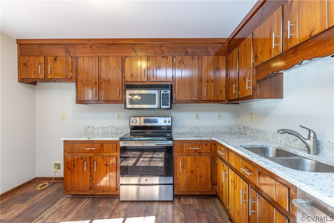 3155 Moyer Road Powhatan, VA 23139 - Photo 16 of 44 Gallery Image 16