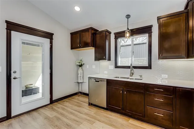 $239,900 | 320 North Warren Avenue, Unit 402, Rose Hill, KS 67133