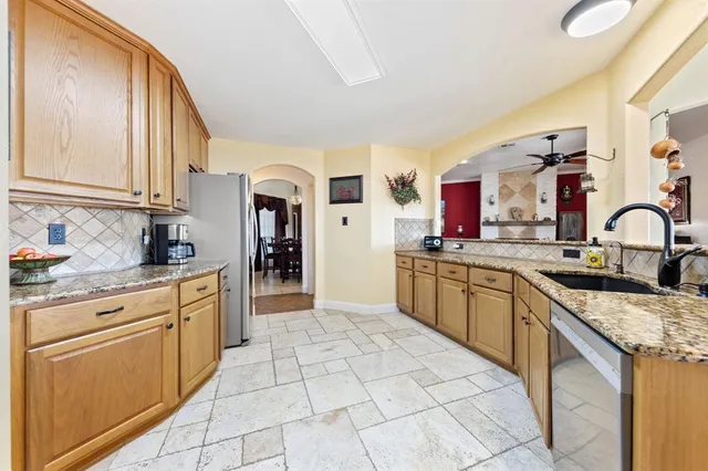 $429,000 | 7826 Black Willow Lane, Arlington, TX 76002