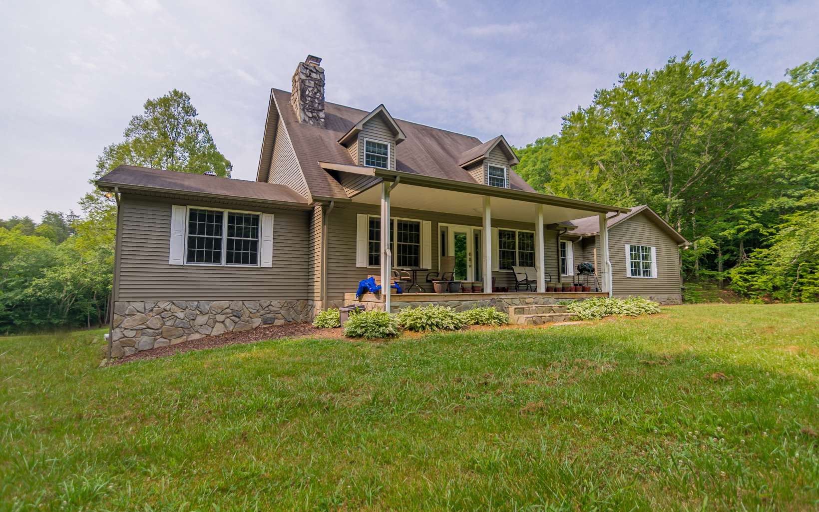 120 Timber Trail Blue Ridge, GA 30513 - Photo 1 of 1 Main View