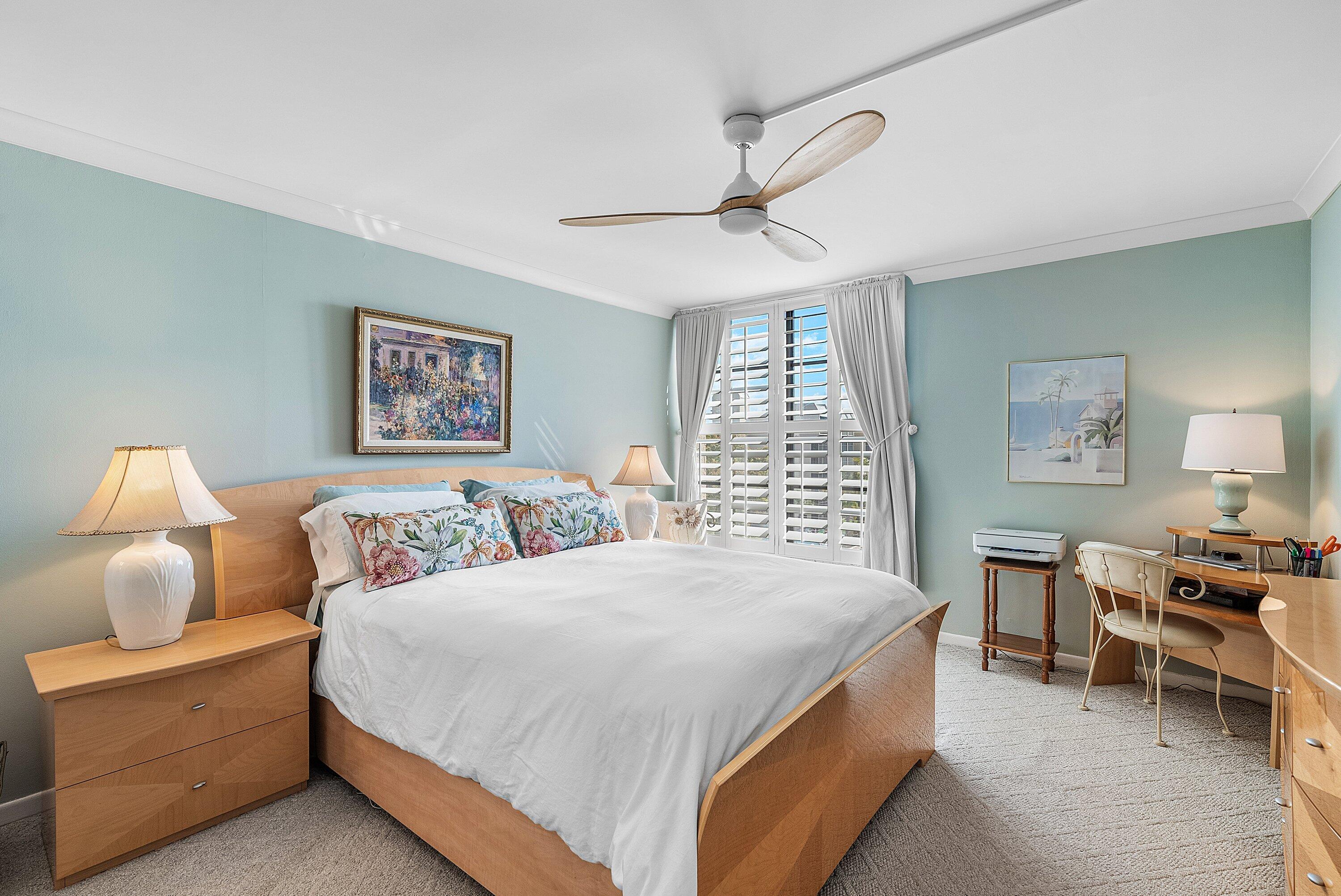 7 Royal Palm Way, Unit 507 Boca Raton, FL 33432 - Photo 15 of 36 016-7RoyalPalmWay-507-BocaRaton-FL-33432