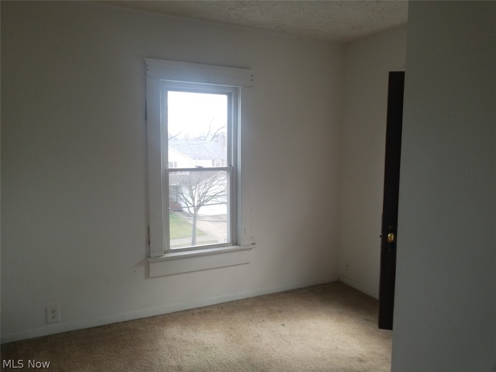 1740 Manchester Road Akron, OH 44314 - Photo 8 of 11