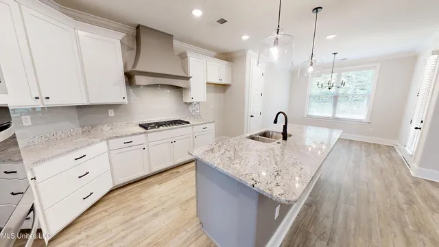 $549,999 | 1699 Baisley Drive, Nesbit, MS 38651