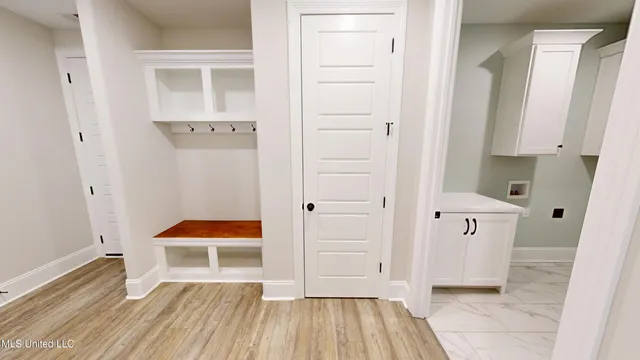 $549,999 | 1699 Baisley Drive, Nesbit, MS 38651