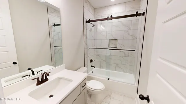 $549,999 | 1699 Baisley Drive, Nesbit, MS 38651