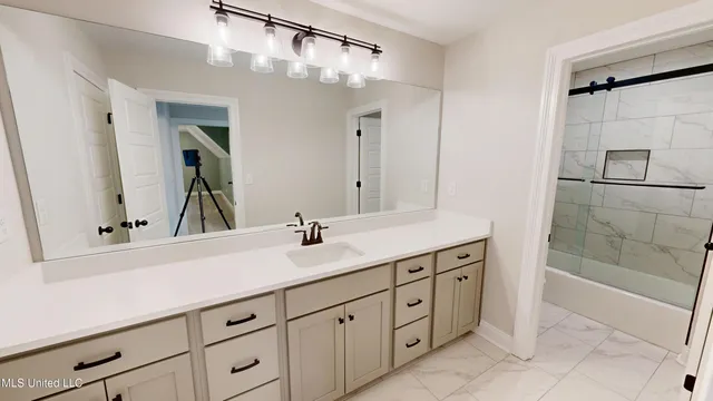 $549,999 | 1699 Baisley Drive, Nesbit, MS 38651