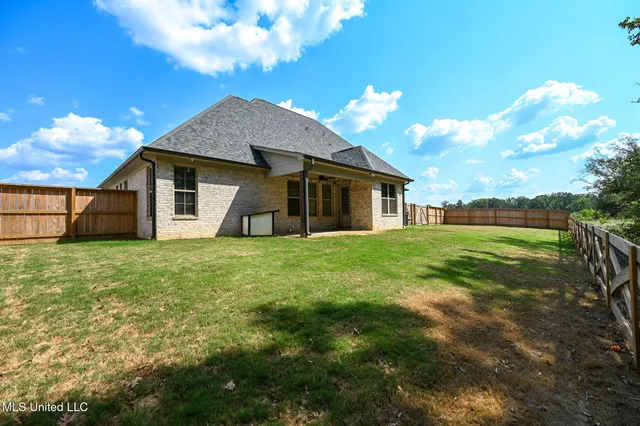 $549,999 | 1699 Baisley Drive, Nesbit, MS 38651