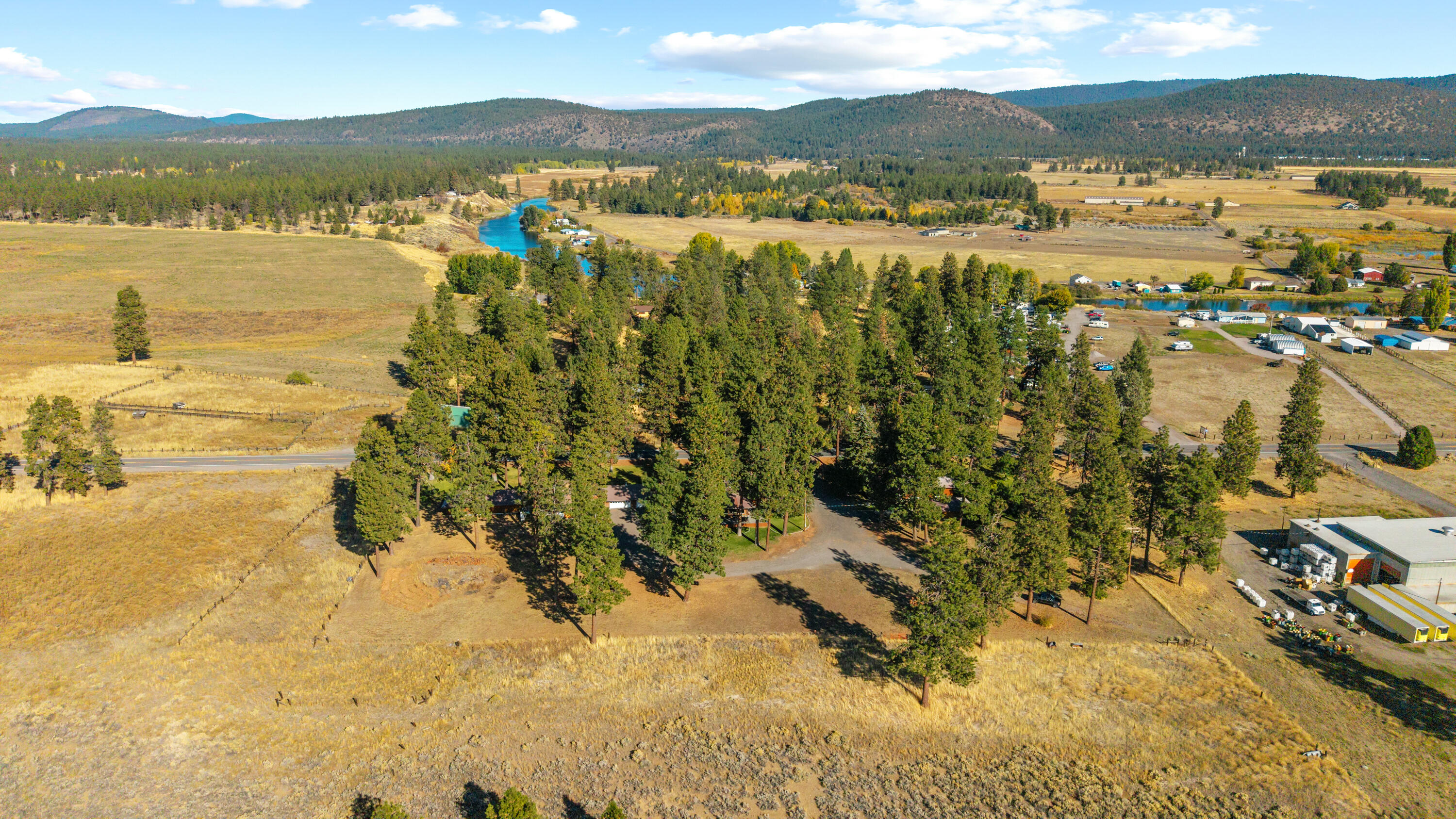32486 Modoc Point Road Chiloquin, OR 97624 - Photo 126 of 135 32490 Modoc Point Rd-126