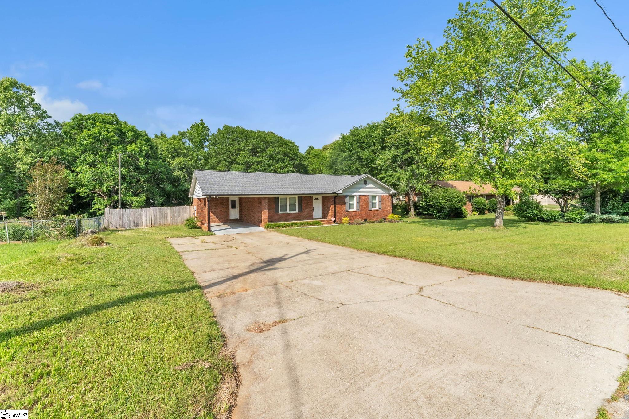 311 Scruggs Road Chesnee, SC 29323 - Photo 3 of 37