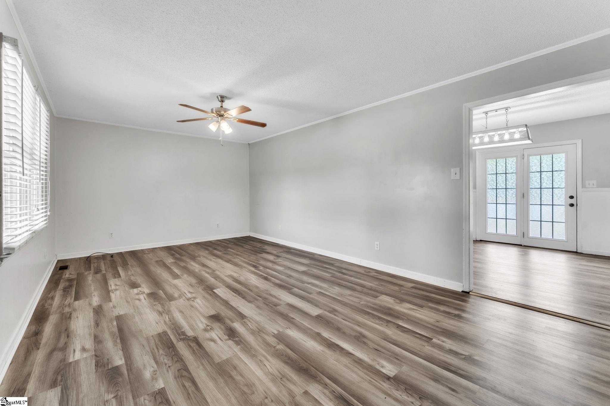 311 Scruggs Road Chesnee, SC 29323 - Photo 4 of 37