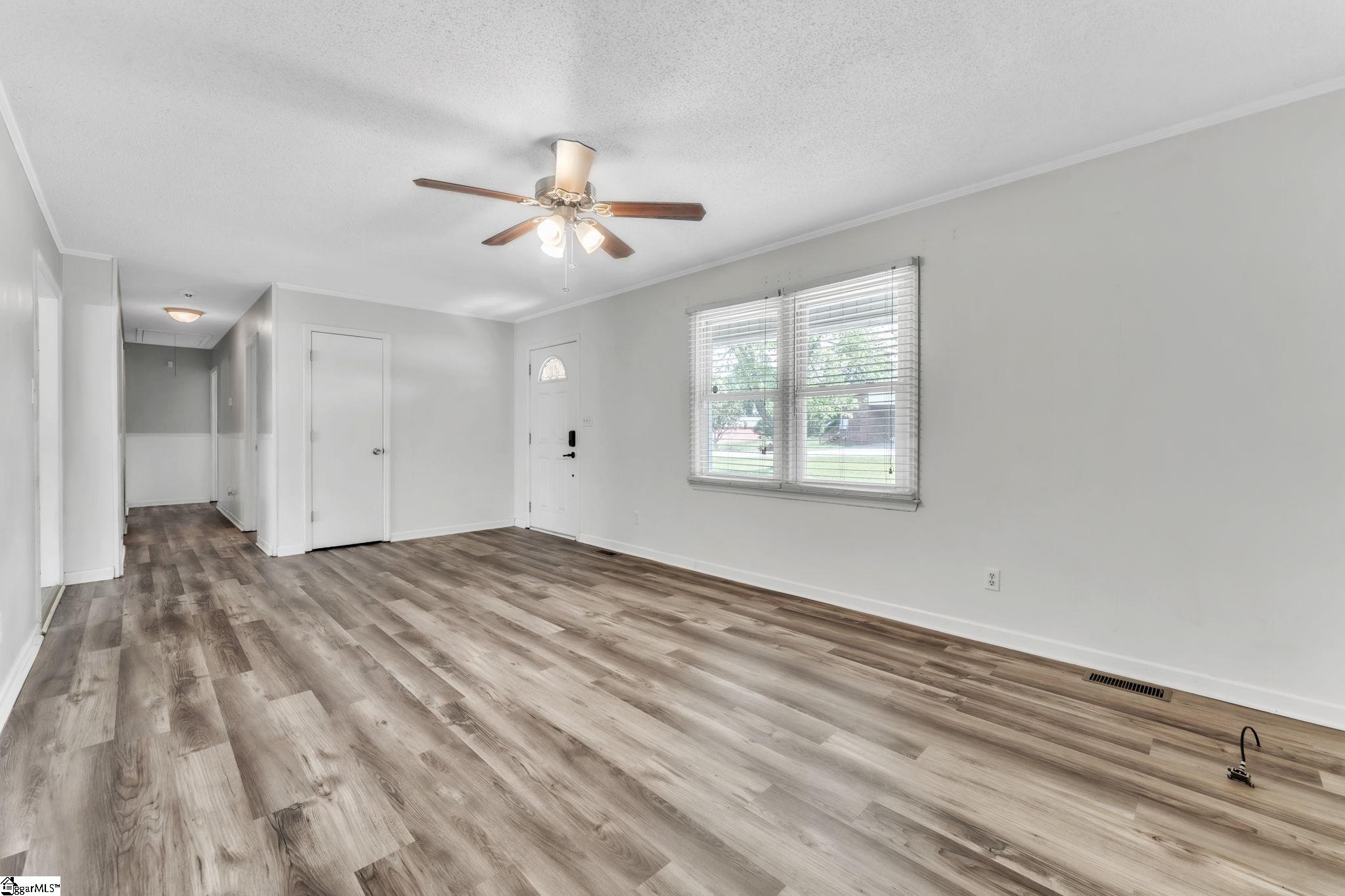 311 Scruggs Road Chesnee, SC 29323 - Photo 5 of 37