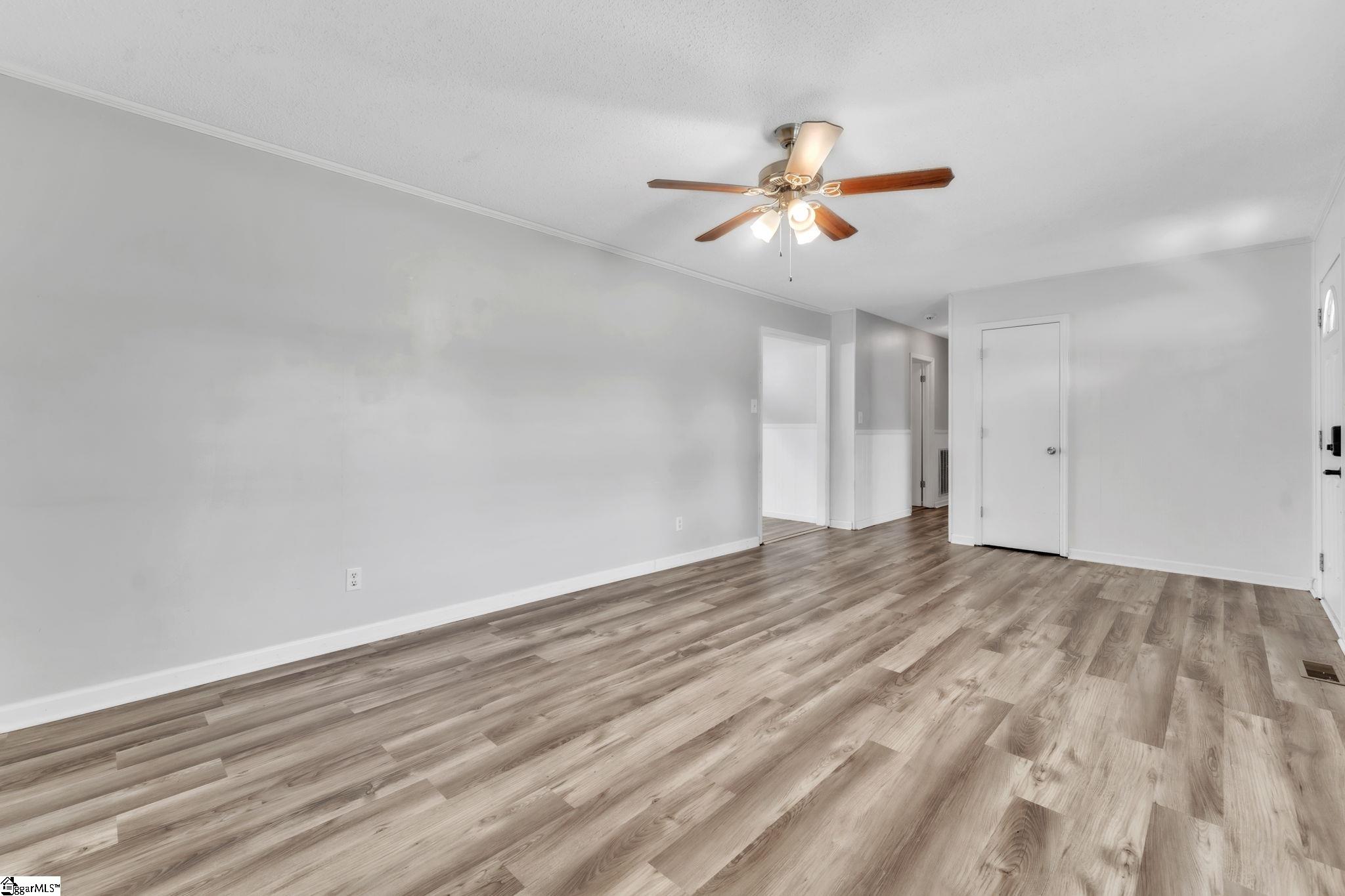 311 Scruggs Road Chesnee, SC 29323 - Photo 6 of 37