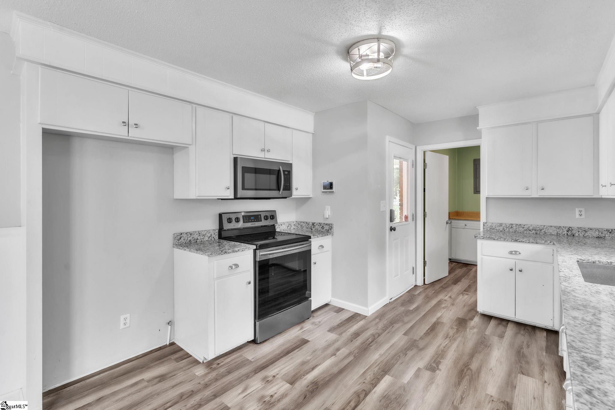 311 Scruggs Road Chesnee, SC 29323 - Photo 10 of 37