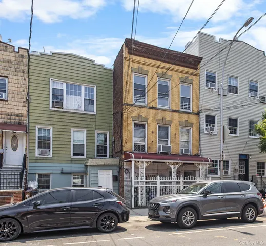 a car parked in front of a building