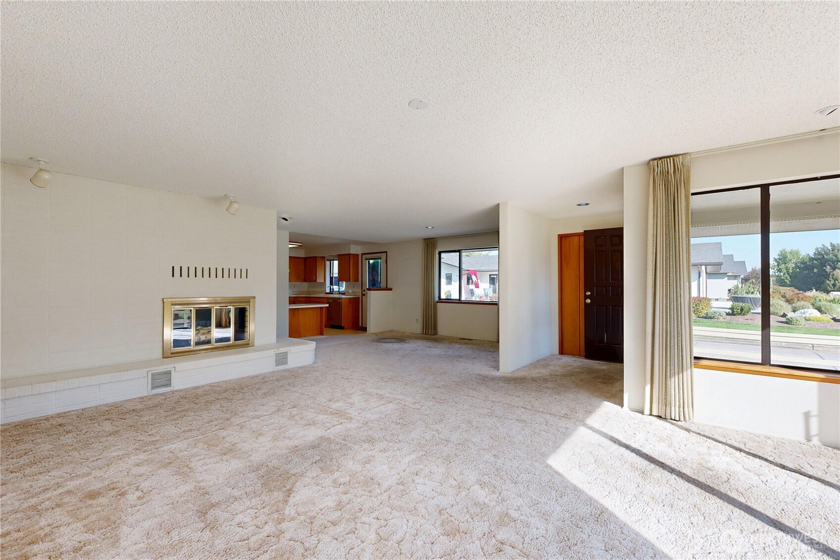 2441 Country Club Road Walla Walla, WA 99362 - Photo 9 of 37