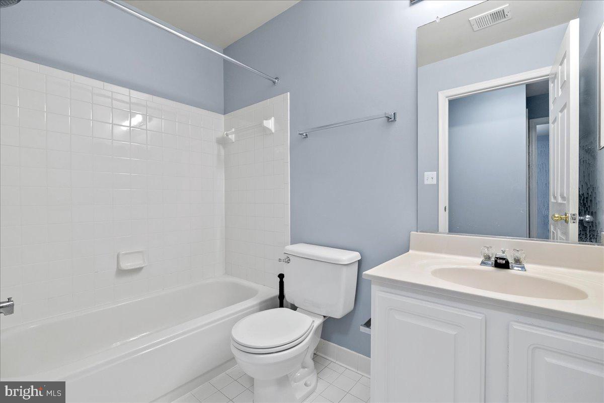 11405 J Windleaf Court, Unit 178 Reston, VA 20194 - Photo 11 of 27