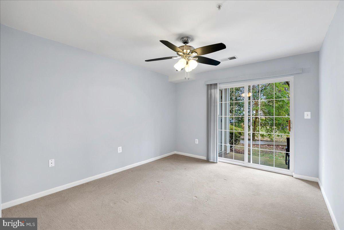 11405 J Windleaf Court, Unit 178 Reston, VA 20194 - Photo 14 of 27